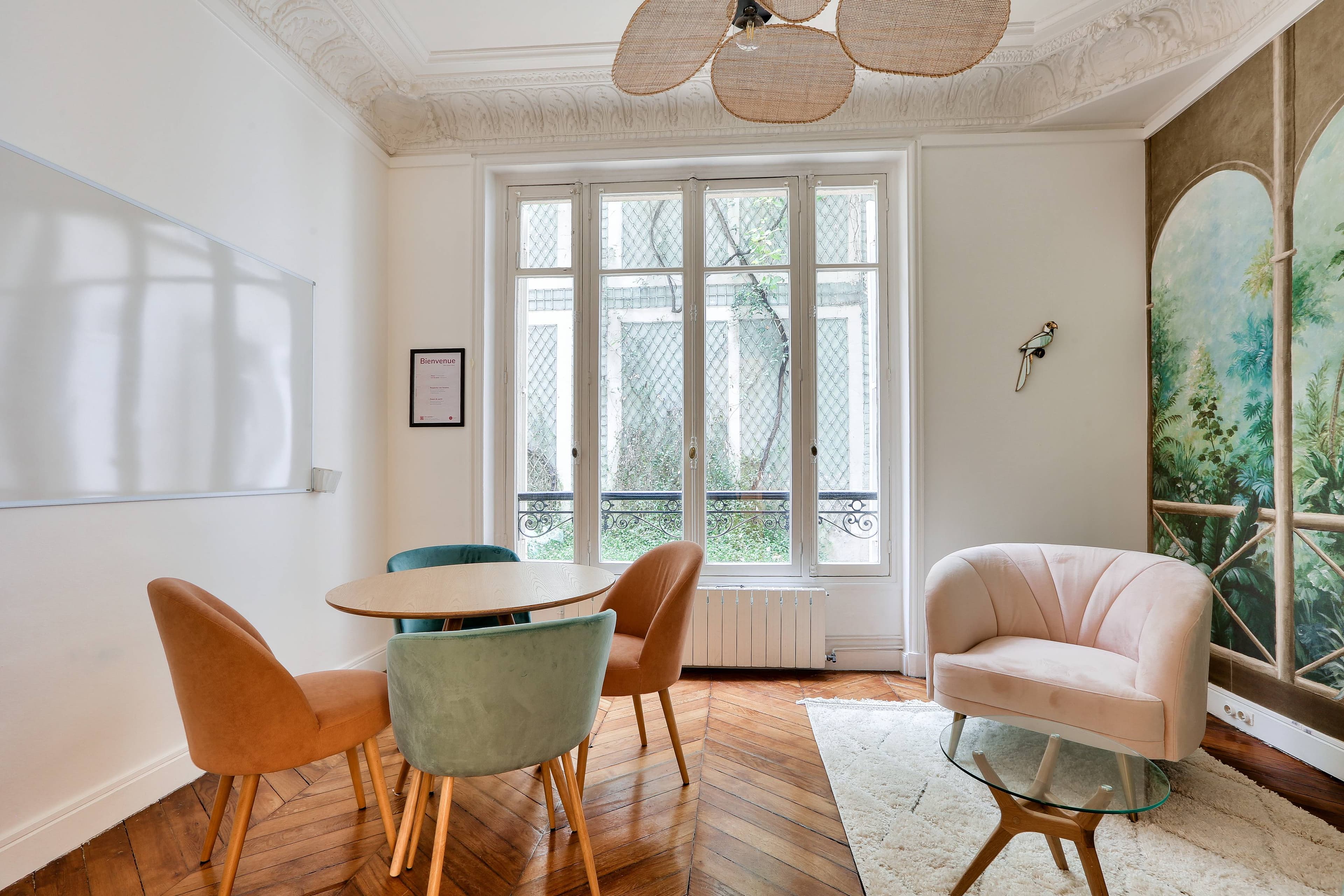 Club Helmio Villiers, 101 rue de Miromesnil, 75008 Paris